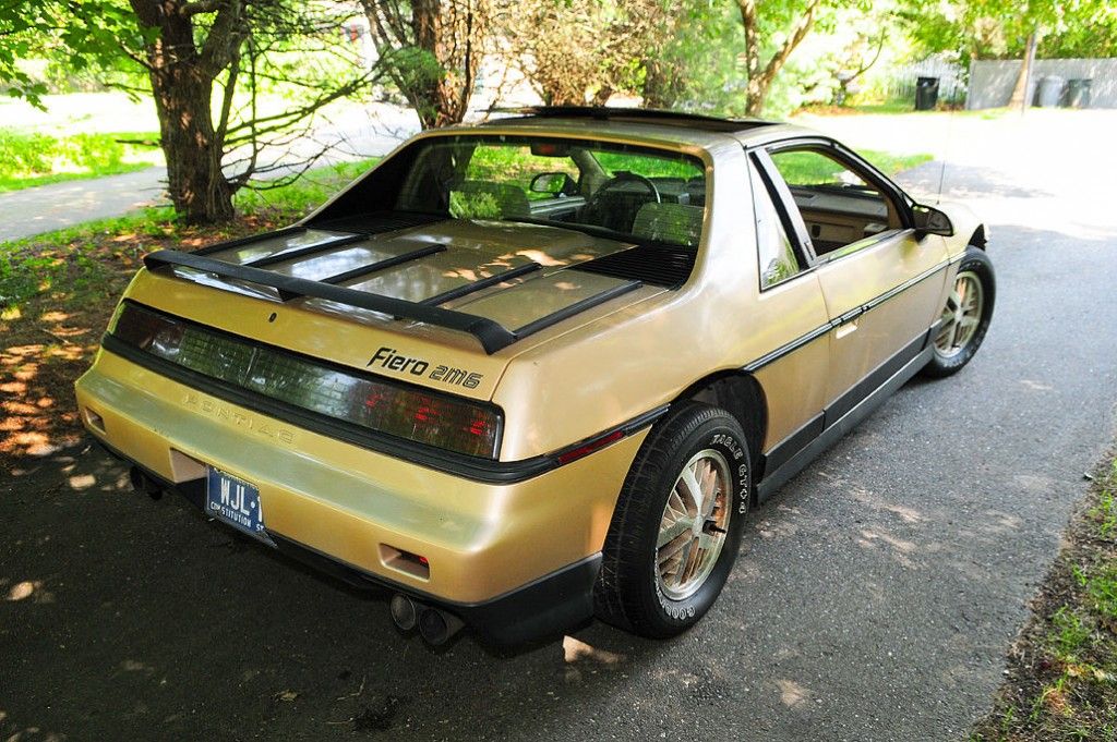 1986 Pontiac Fiero V6