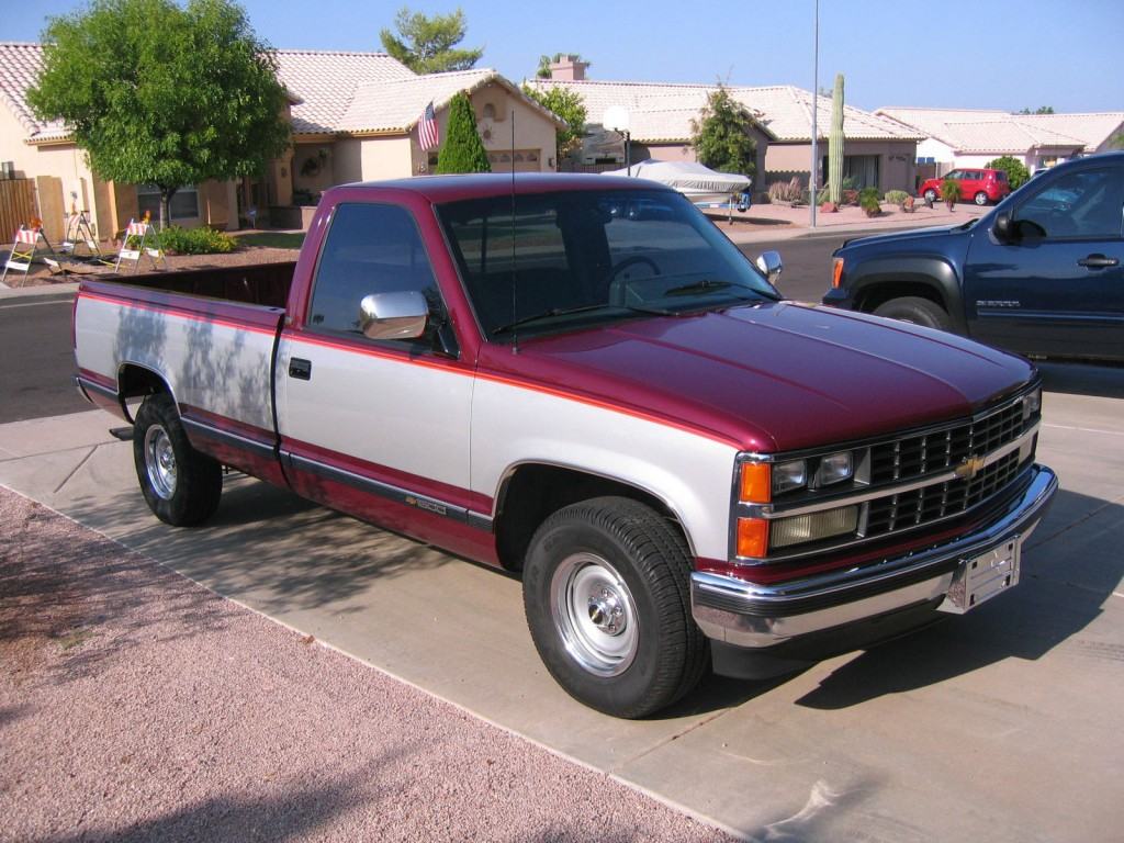 1989 Chevy C1500 regular cab 8 ft bed 2wd