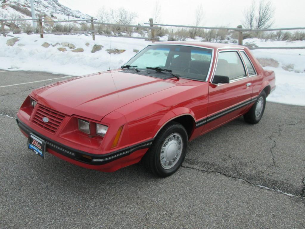 1984 Ford Mustang L Notchback