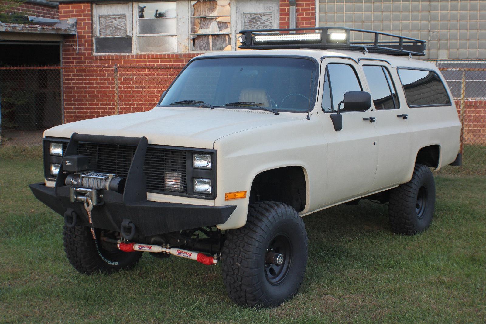 Chevrolet Suburban 1985