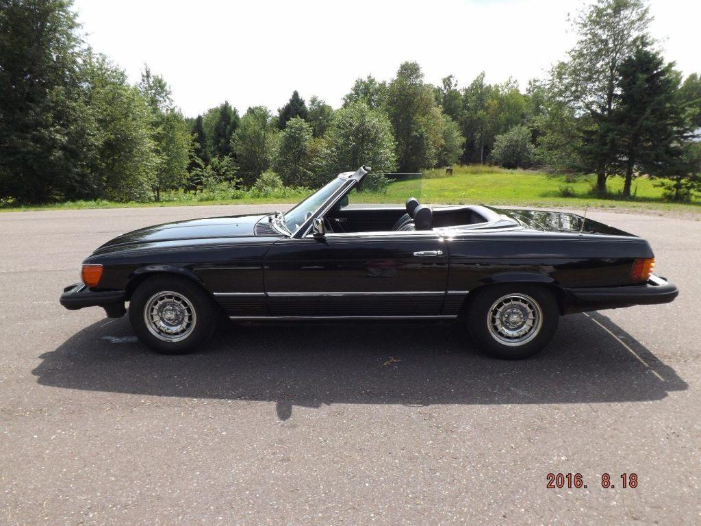 1981 Mercedes Benz 300 Series in very nice condition