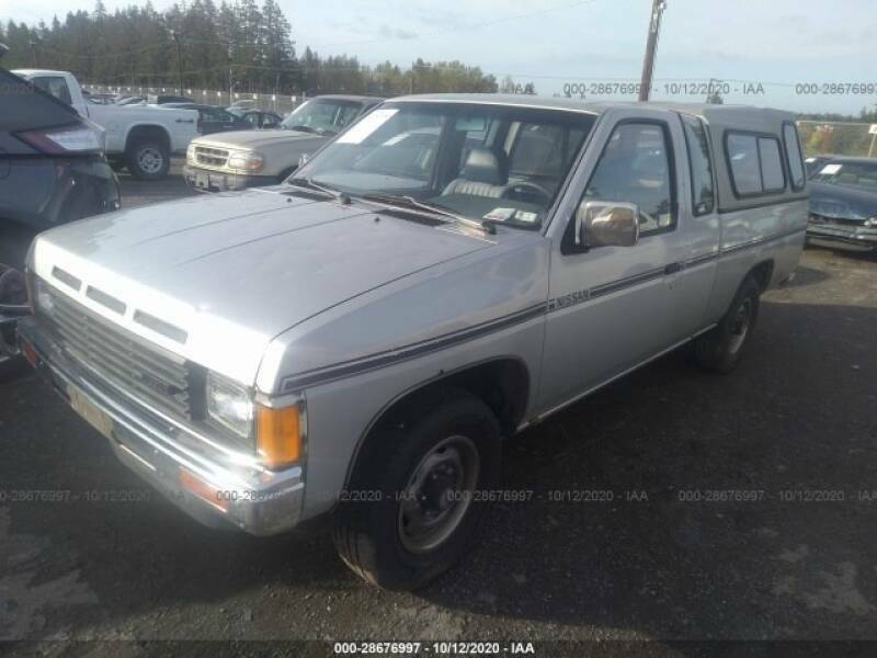 1987 Nissan Truck XE 2dr Extended Cab SB