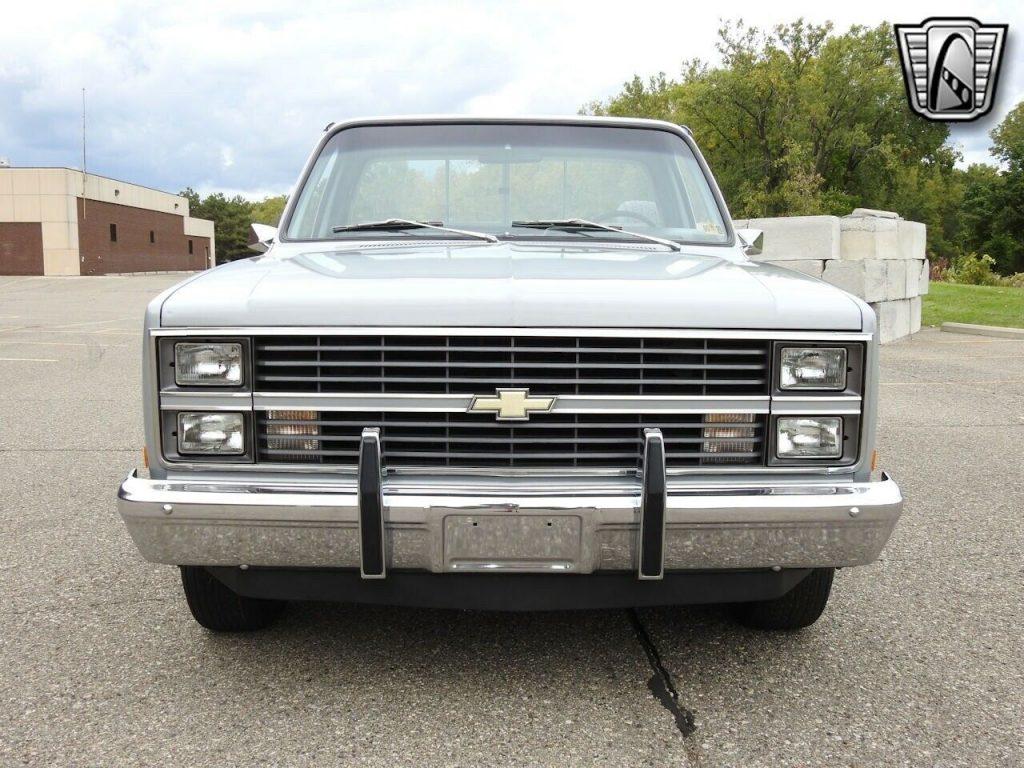 1983 Chevrolet C 10 Custom Deluxe