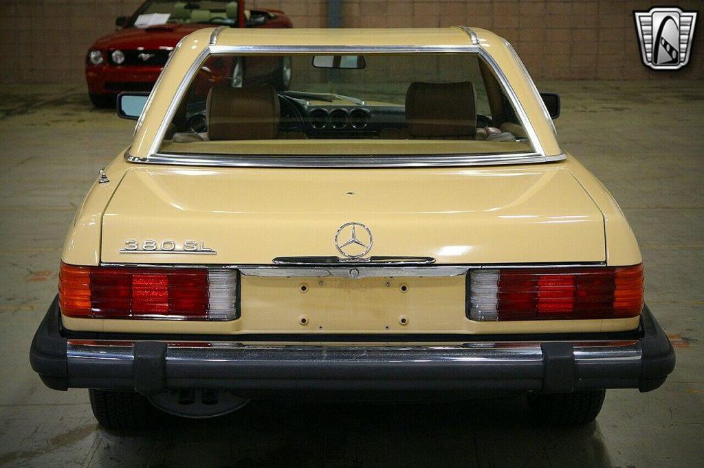 1982 Mercedes Benz SL Class