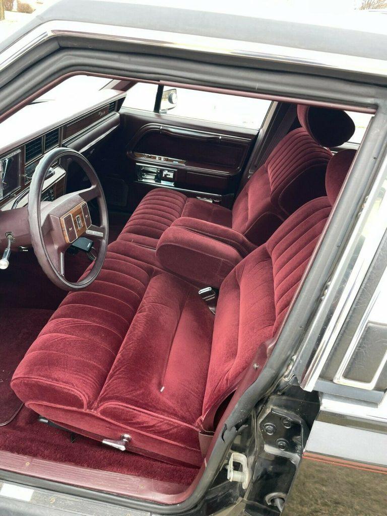 1988 Lincoln Town Car