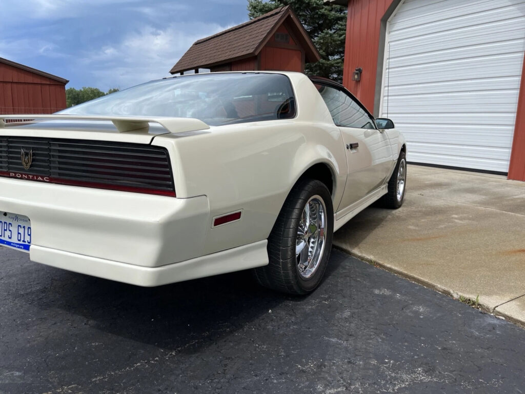 1984 Pontiac Firebird Trans Am