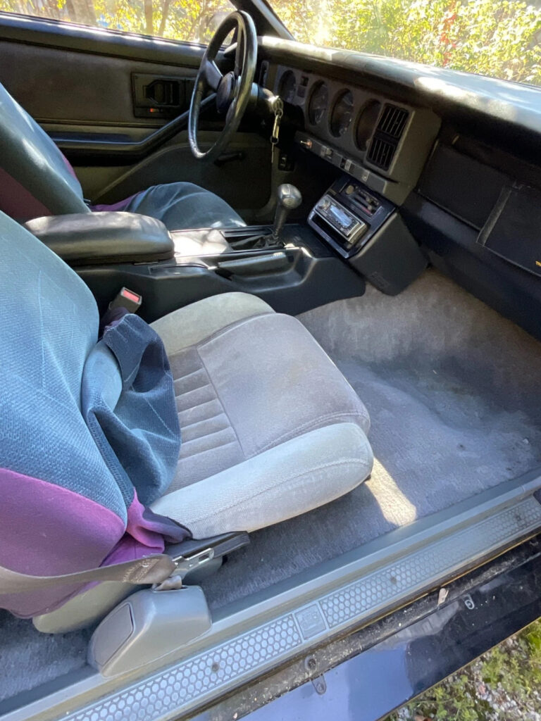 1986 Pontiac Firebird Trans Am, Knight Rider Style, Solid Body, Smooth Runner