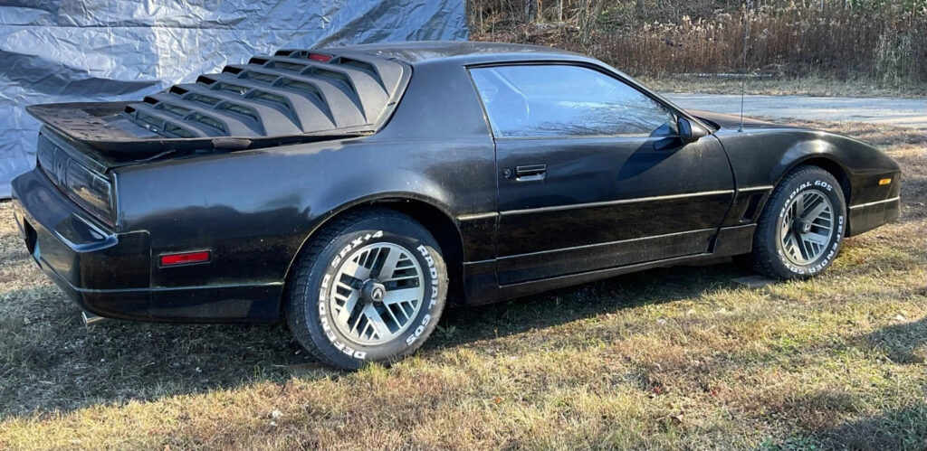 1986 Pontiac Firebird Trans Am, Knight Rider Style, Solid Body, Smooth Runner
