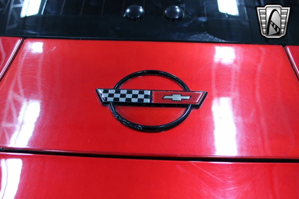 Red 1989 Chevrolet Corvette Coupe 350 CID V8