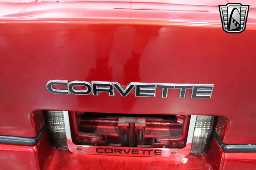 Red 1989 Chevrolet Corvette Coupe 350 CID V8