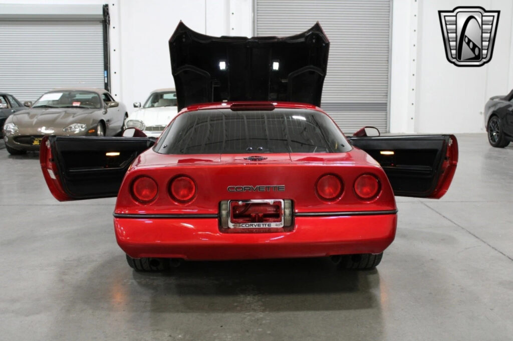 Red 1989 Chevrolet Corvette Coupe 350 CID V8