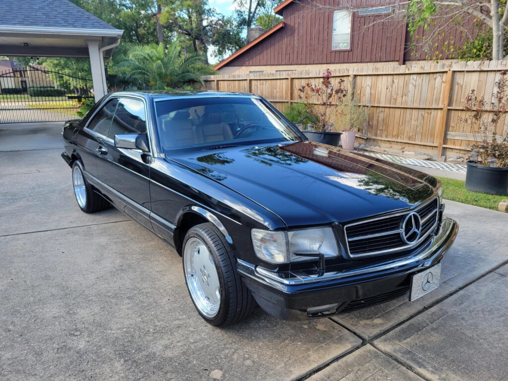 1989 Mercedes-Benz 560 SEC