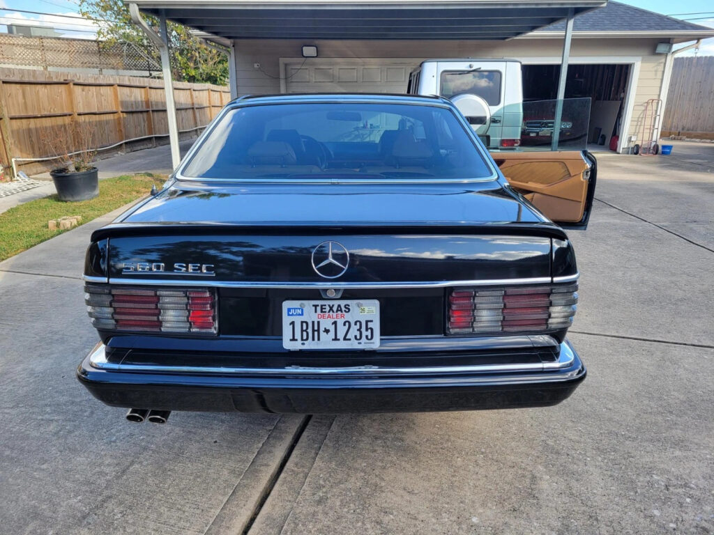 1989 Mercedes-Benz 560 SEC