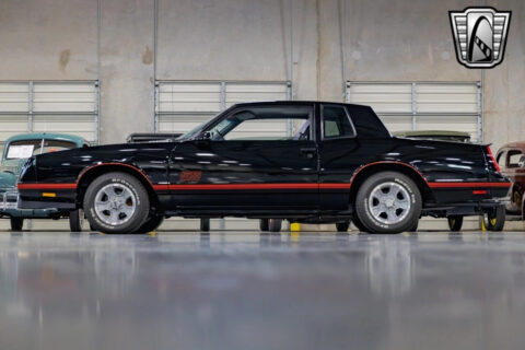 Black 1988 Chevrolet Monte Carlo Coupe 305 cid V8 for sale